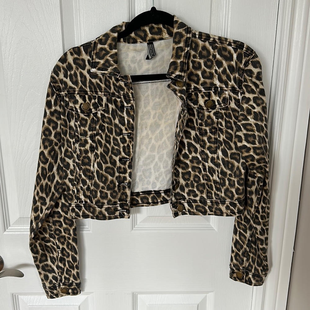 Animal print jacket. Size small